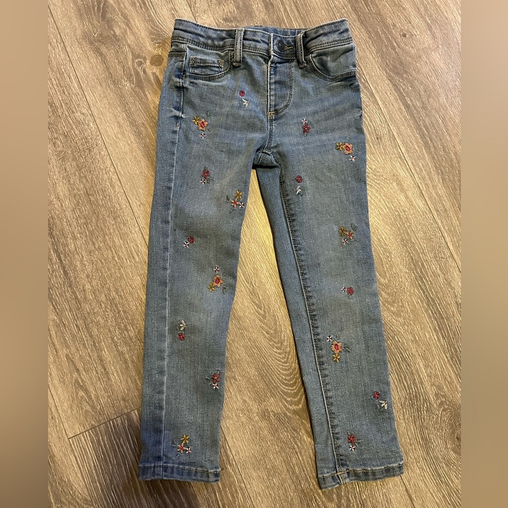 Girls jumping beans embroidered jeans